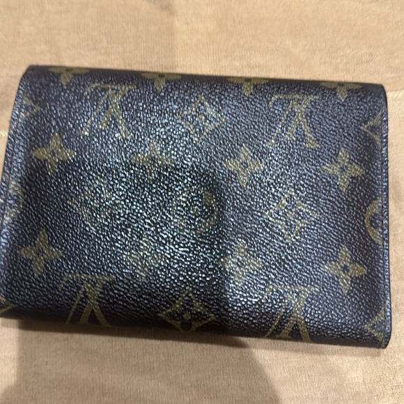 Louis Vuitton wallet - Picture 2 of 5